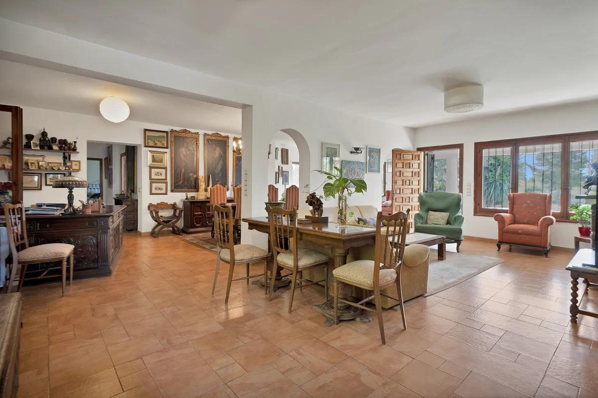 ee480c2e-d713-4dfe-a3d9-d6e5b4ec223d