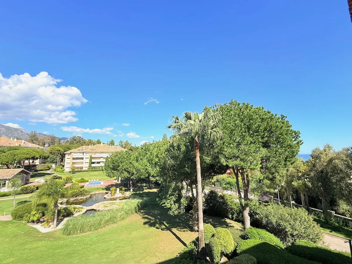 20661ee6-9cc8-48df-8b48-b0f451604d77