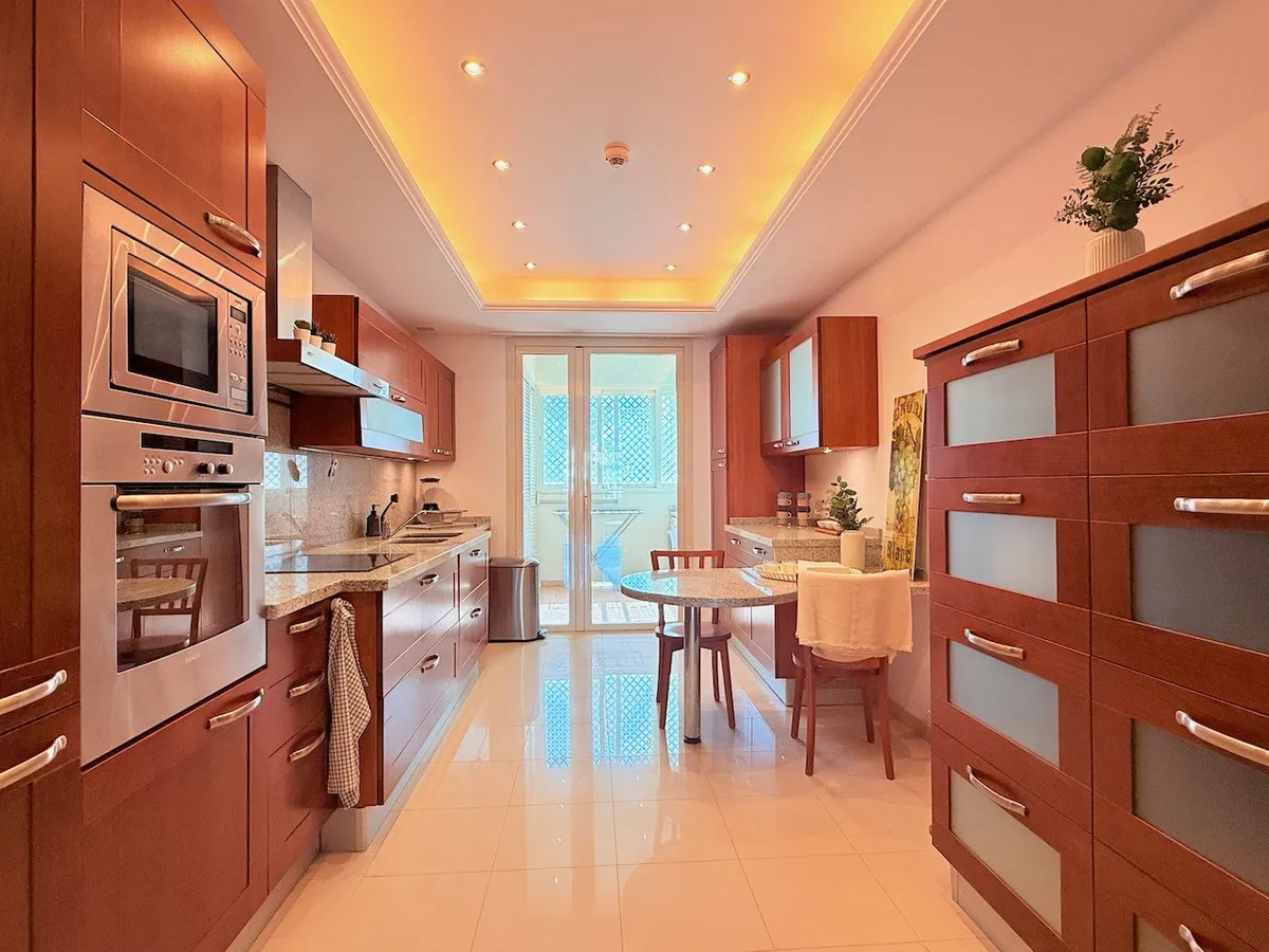 45e6aa05-38a0-4752-8151-147e289ef2af