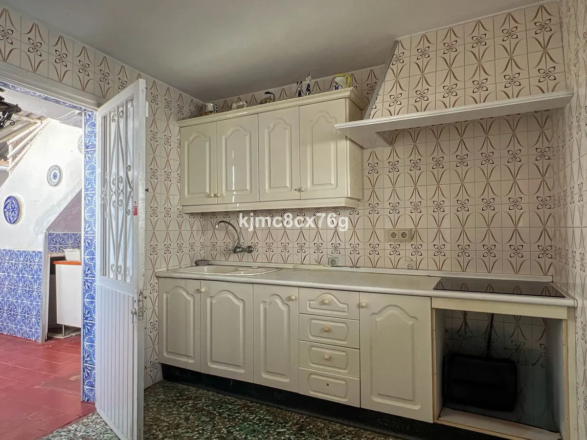 00cea9f0-0044-4138-a64f-426854999d85