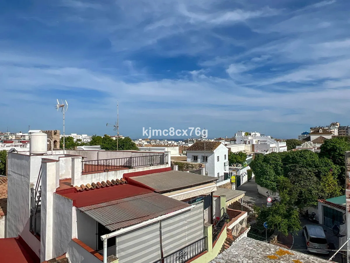 77a74b02-d588-45db-8579-8c518c3f9969