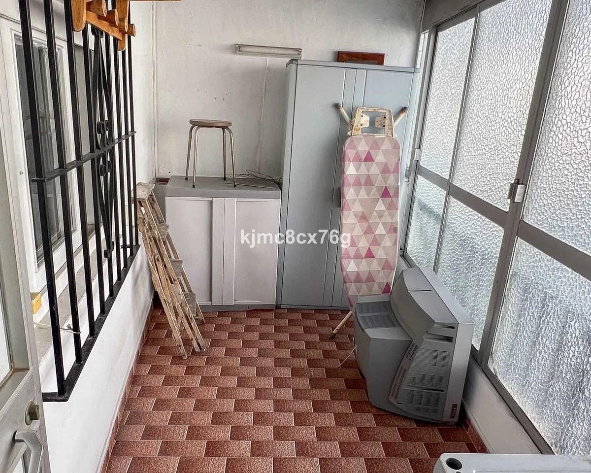 e3ae8749-670b-4a06-9473-d02b13626fe3