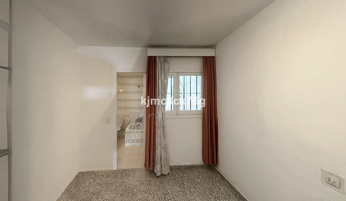 f3e306e7-f968-4552-93a5-b9d502f71af7