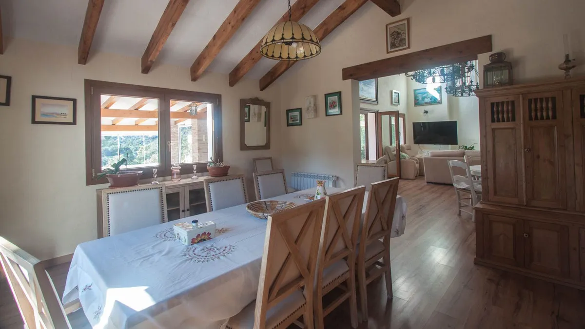 60dabde8-3926-4325-a95e-7ec6bcd9b2af