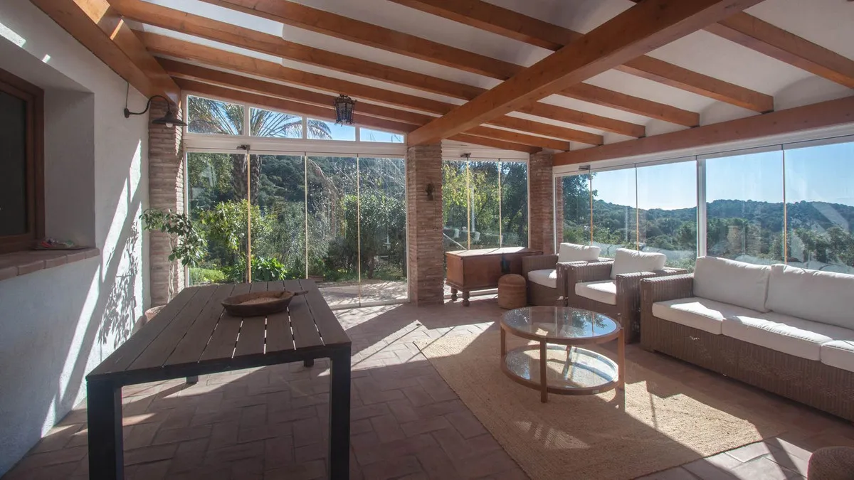 7d5d124e-917d-4542-8d7f-267a29146067