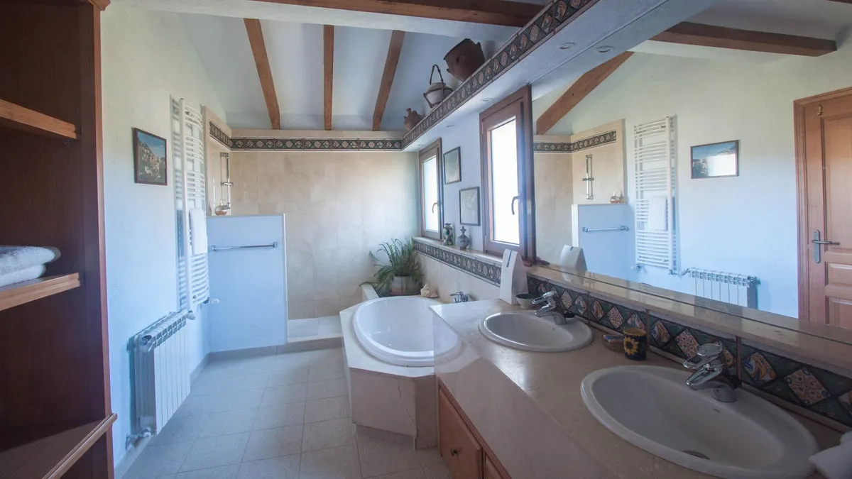 85f3a343-e33e-4345-af73-9d8a0f50e467