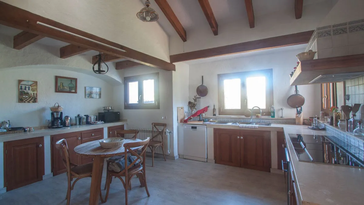 8889fc19-895e-42c3-acca-933f9b4af297