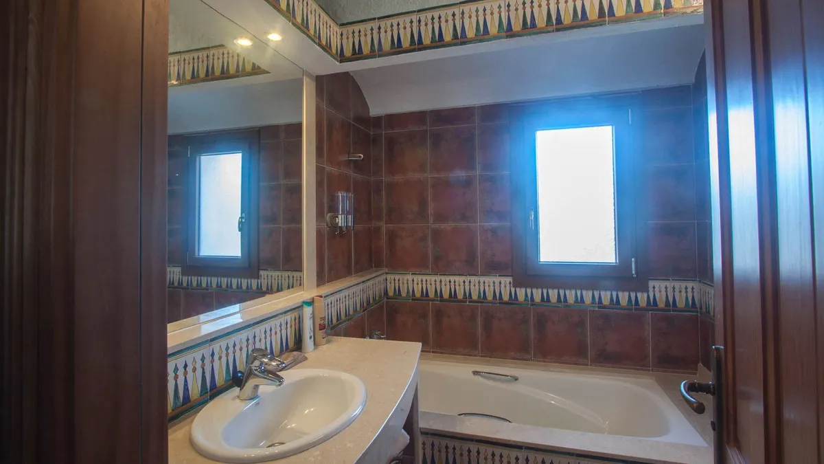 c772c089-d6b2-48c9-9925-74c5a396419c