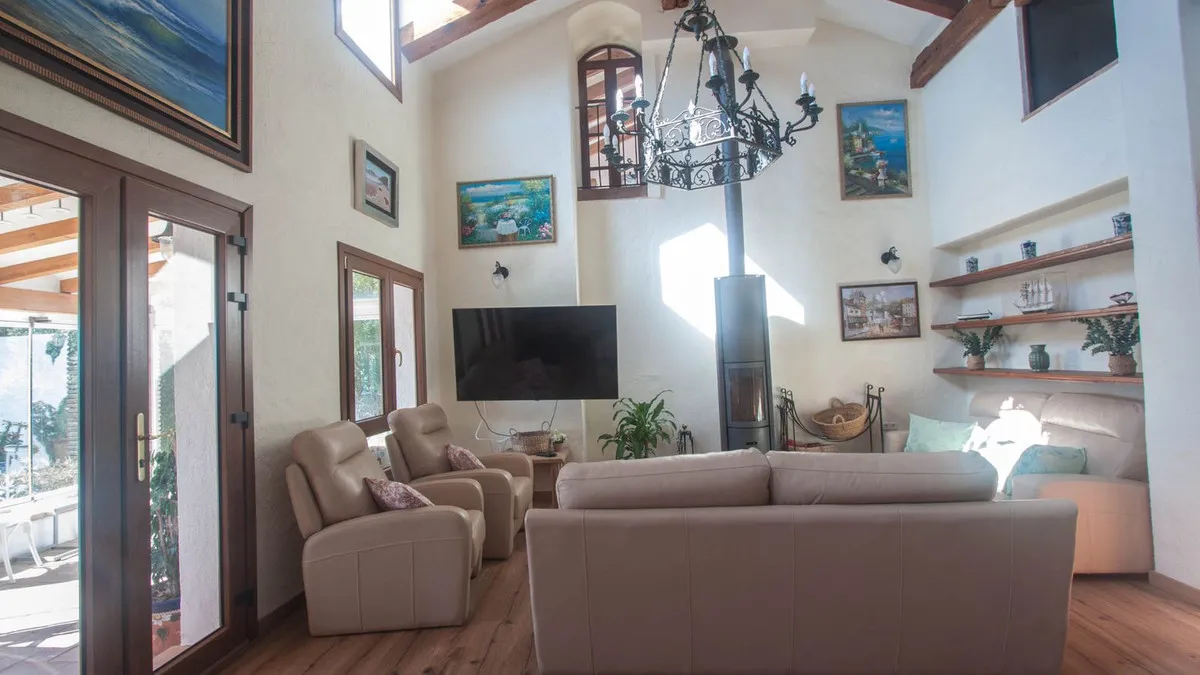 d6166b42-bf8d-4492-9cb0-34f1ecfc93f6