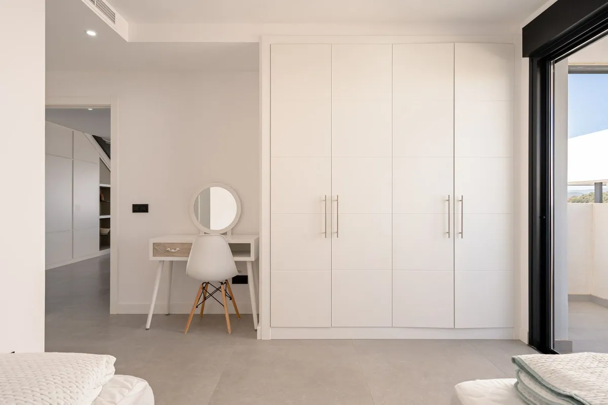 aa2f77d5-7d50-462c-b6fa-99e11106c856