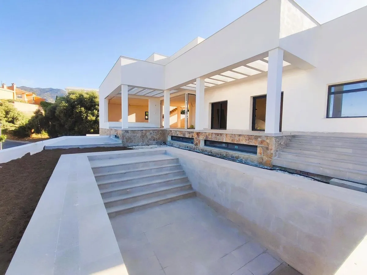 1412ae94-578f-40a4-ac14-158abbe3fa2a