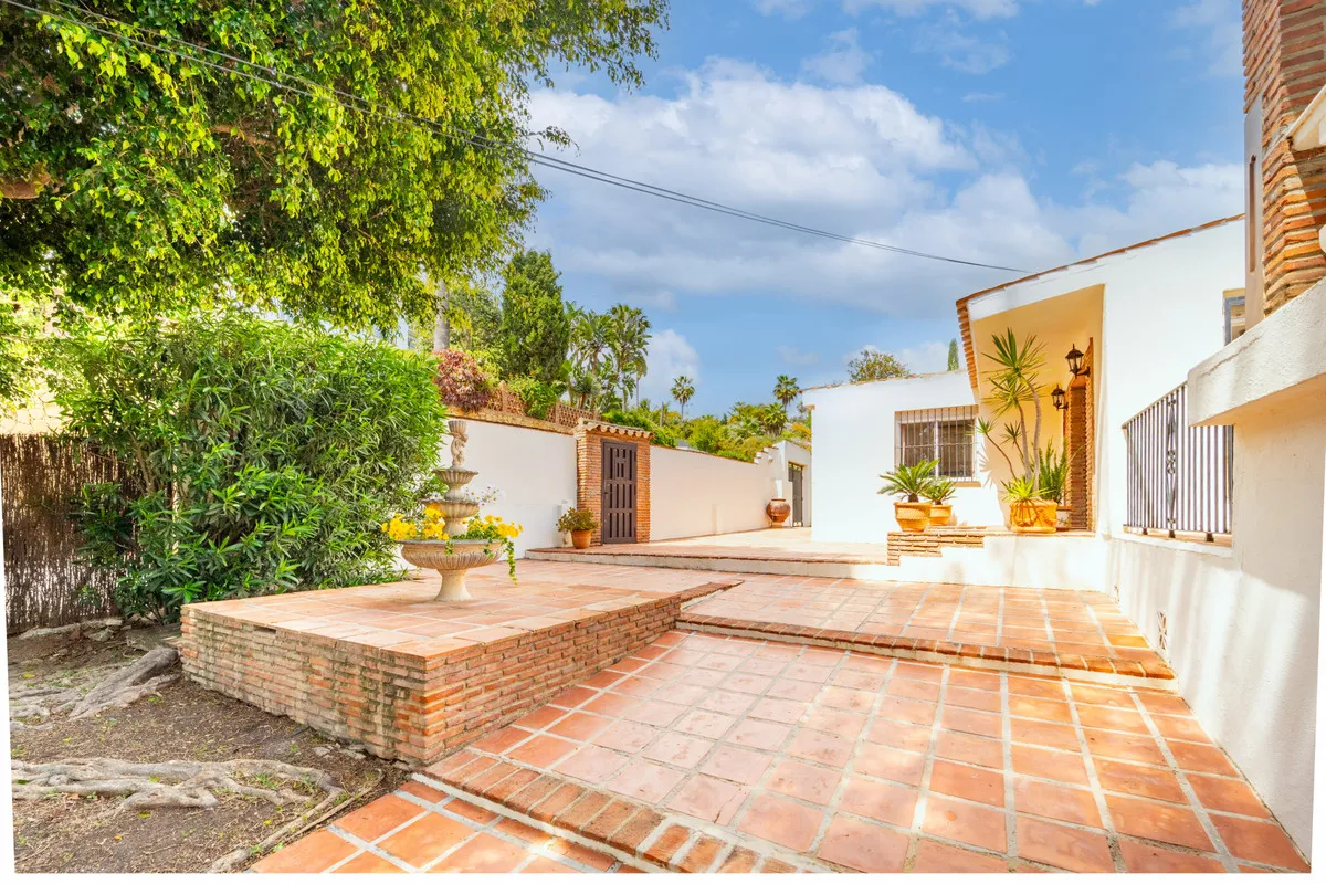 5212b6a1-53e7-47f3-90c7-97a6fa646875