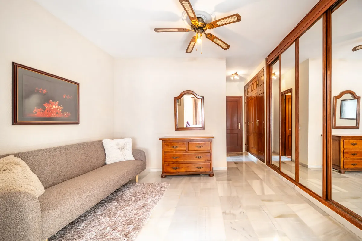 9969cdbb-d6d6-42d8-9a62-0744678cc013