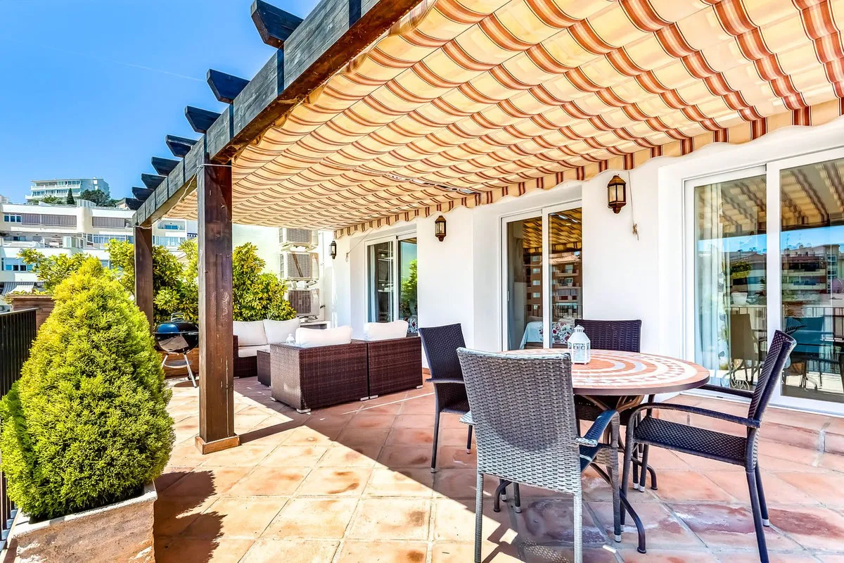 4a69d073-e099-49ed-a728-c4a62c8ffb2d