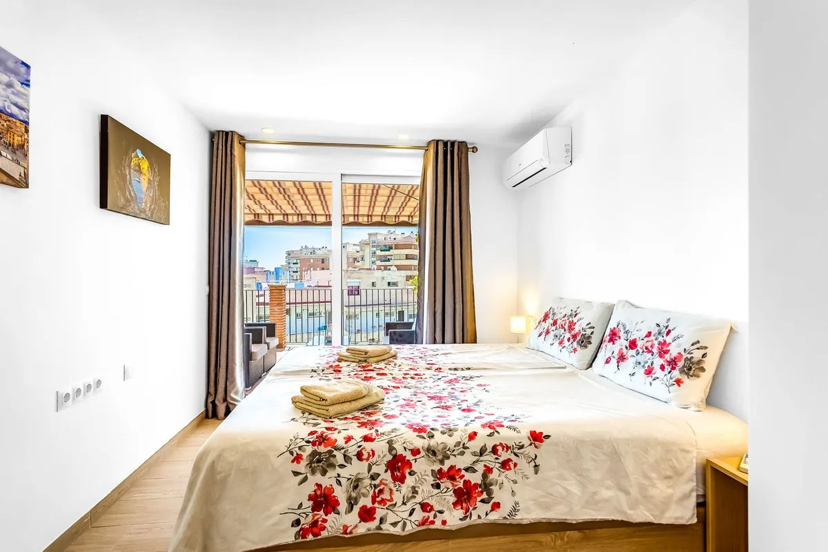 6d1b5bdf-68e0-46df-bb9f-a95860c7855e