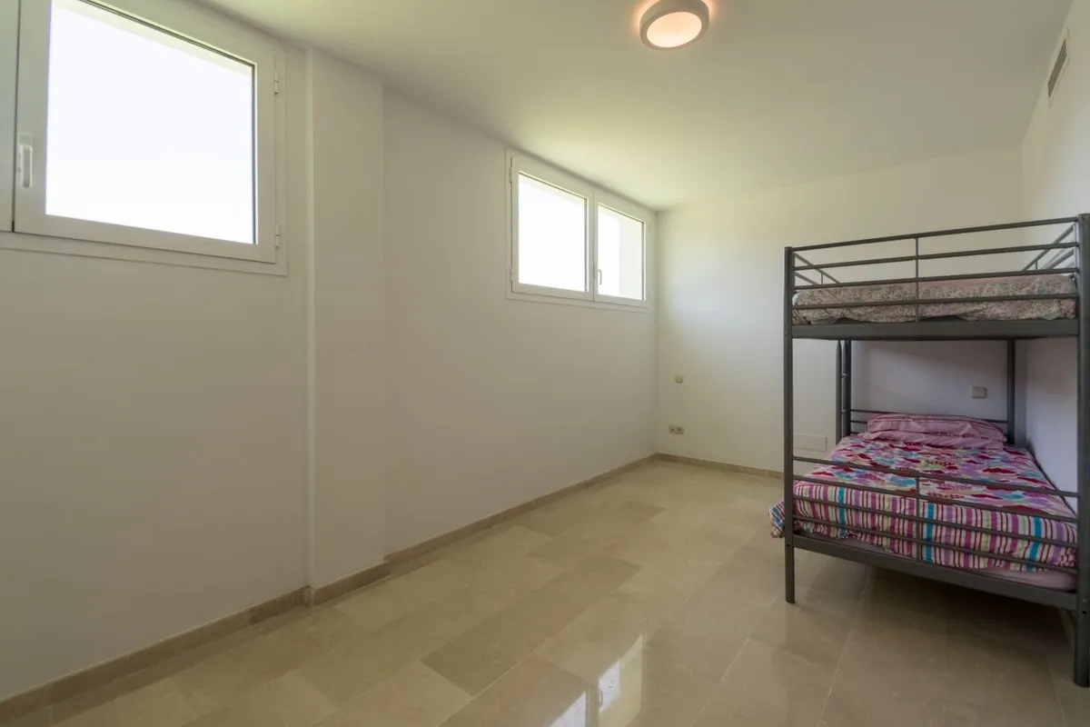 c7c83f56-6885-4049-818e-6b58364f1f5e