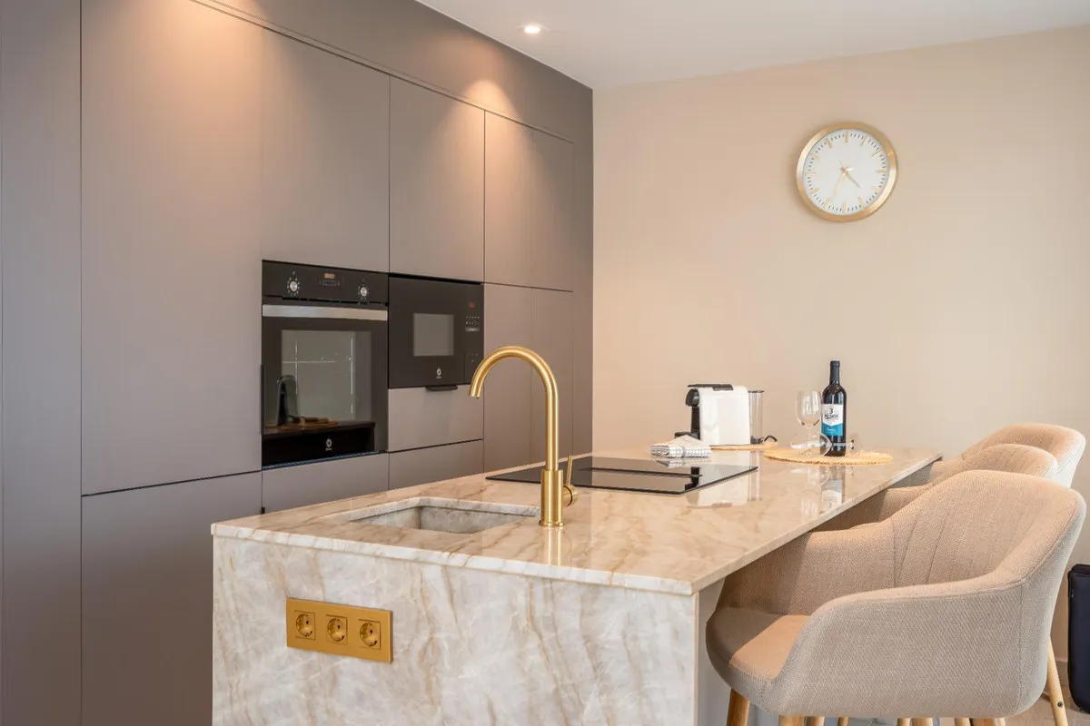 0a5ee274-6681-44eb-894c-ff94f655fb35