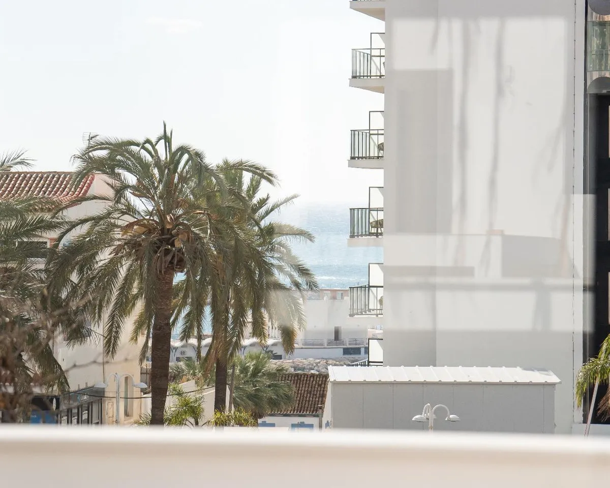 222d0cbe-4eff-4416-8a6a-e57c2820b077