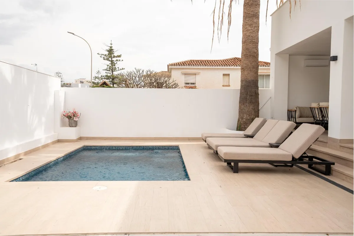 7c7e116c-0455-4fdf-9414-def1f081631a