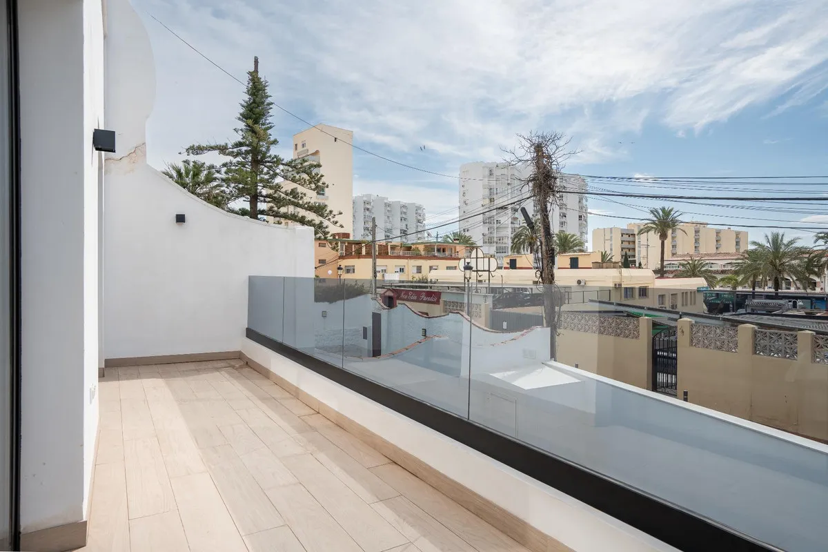 c22056a1-2d06-4e75-afbd-8c86b058d846