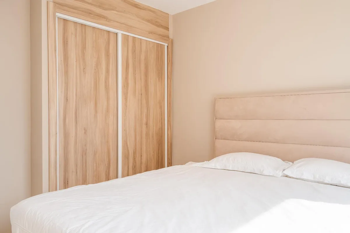 e1378a87-492a-4853-abff-2b098935bd07