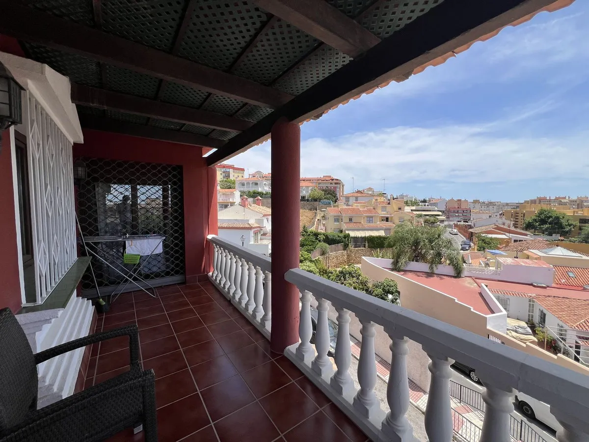 1abfdcf7-493c-4345-bd9d-5baf3f1616bb