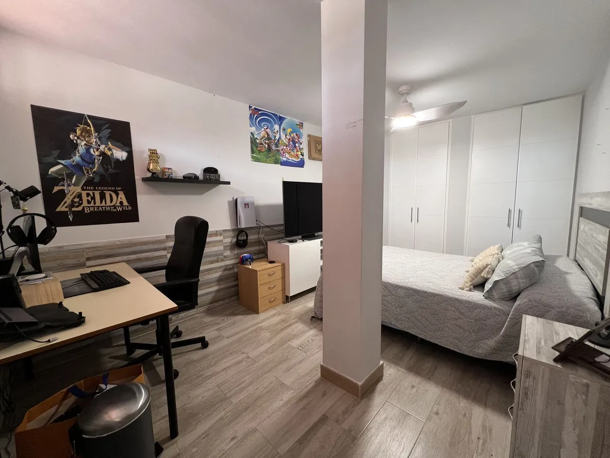 a6553bdf-fcdc-4c93-a484-30fa086686f2