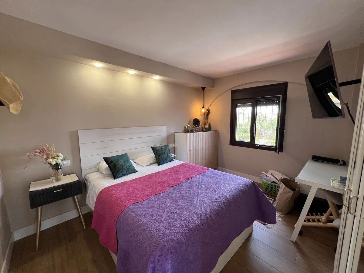 cacb8325-b561-4bd6-8e3a-8214efe44a04