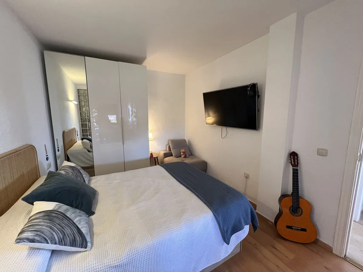 fc9285a9-b07b-4fe9-b0a0-a261acd714c1