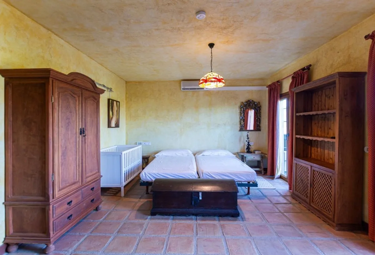 8850f197-bcd7-40e2-bbf2-9cf1580aebfa