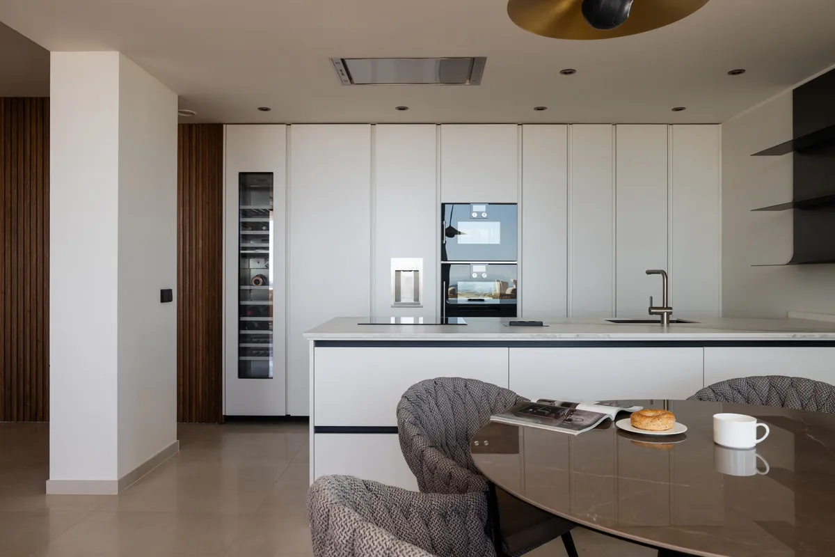 c691570c-4c7b-4cd8-9868-12894904d625