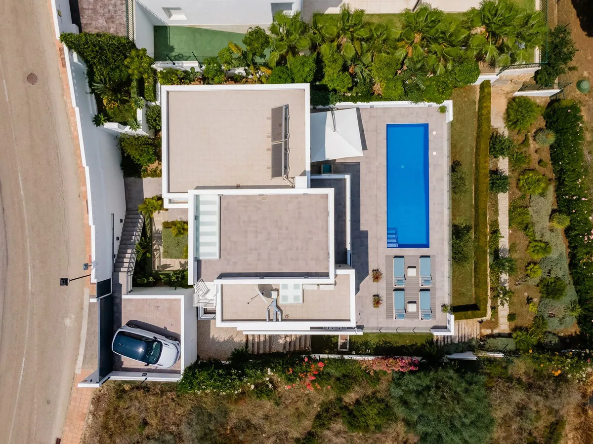 20b4eedf-920e-4024-960a-d11683da83ba