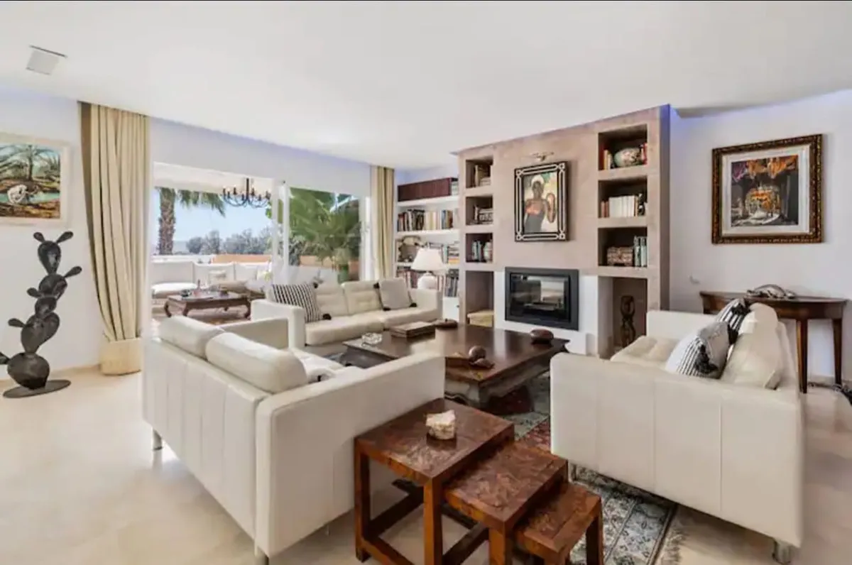 9f1053ac-1e48-4391-b5c8-39854373e170