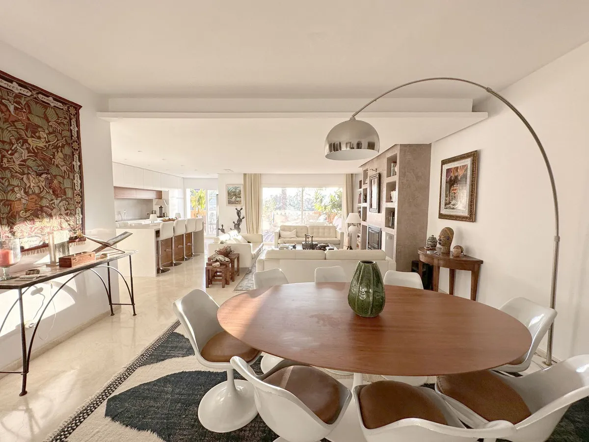 b9338563-d8d9-456e-9b28-00a5ca5345b1