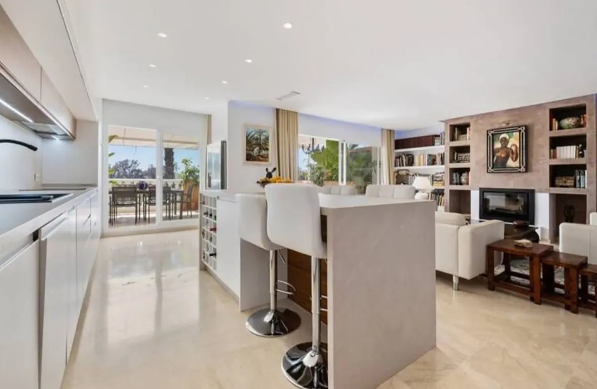 c7c3450f-a27e-4d59-9601-5770963e1ef4