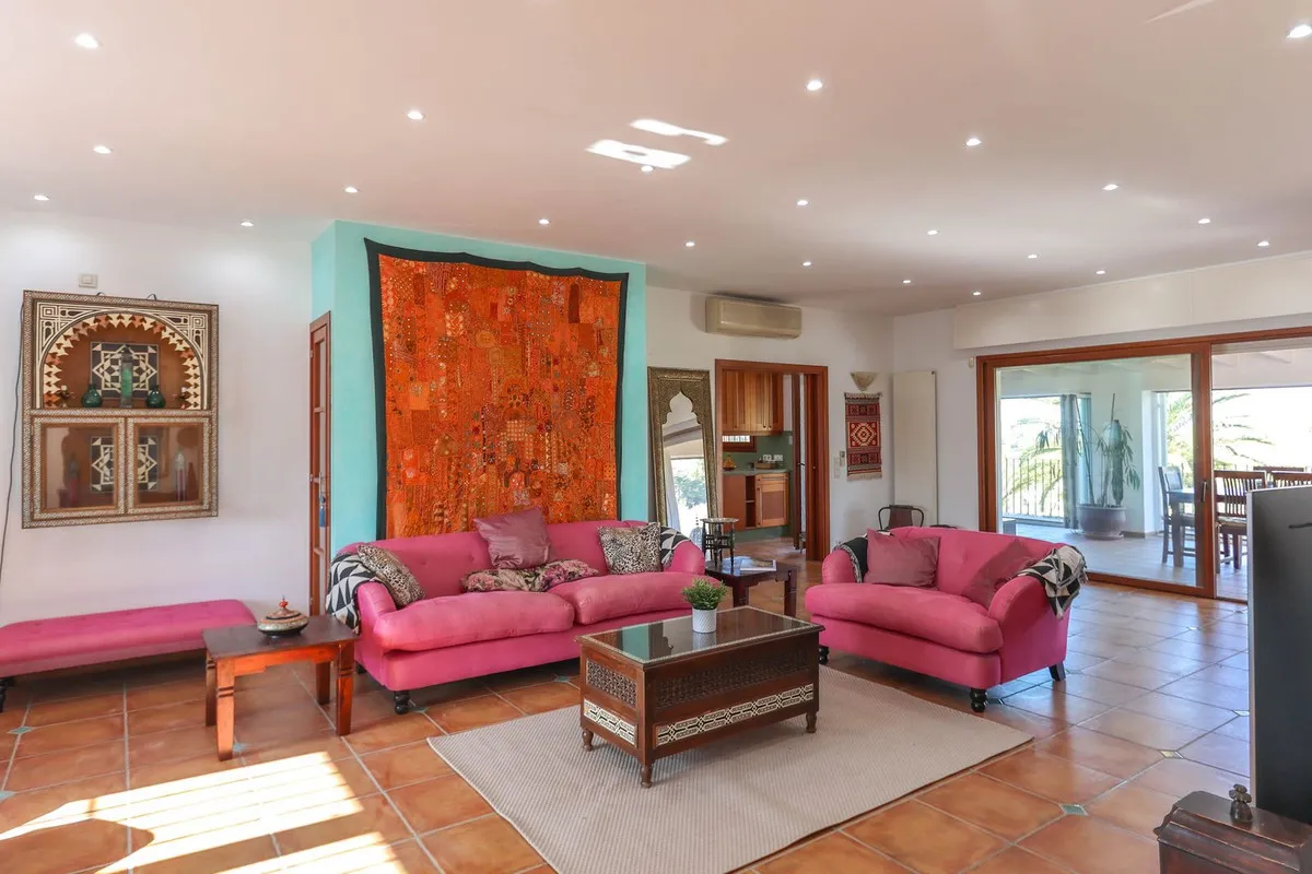 5560ccb8-ff4f-47d2-bf15-bb3726ac4294