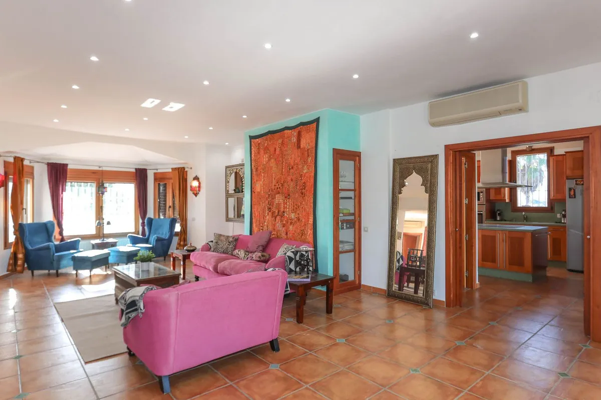 7a59b09d-93ea-4020-99ae-a9a2e613f428