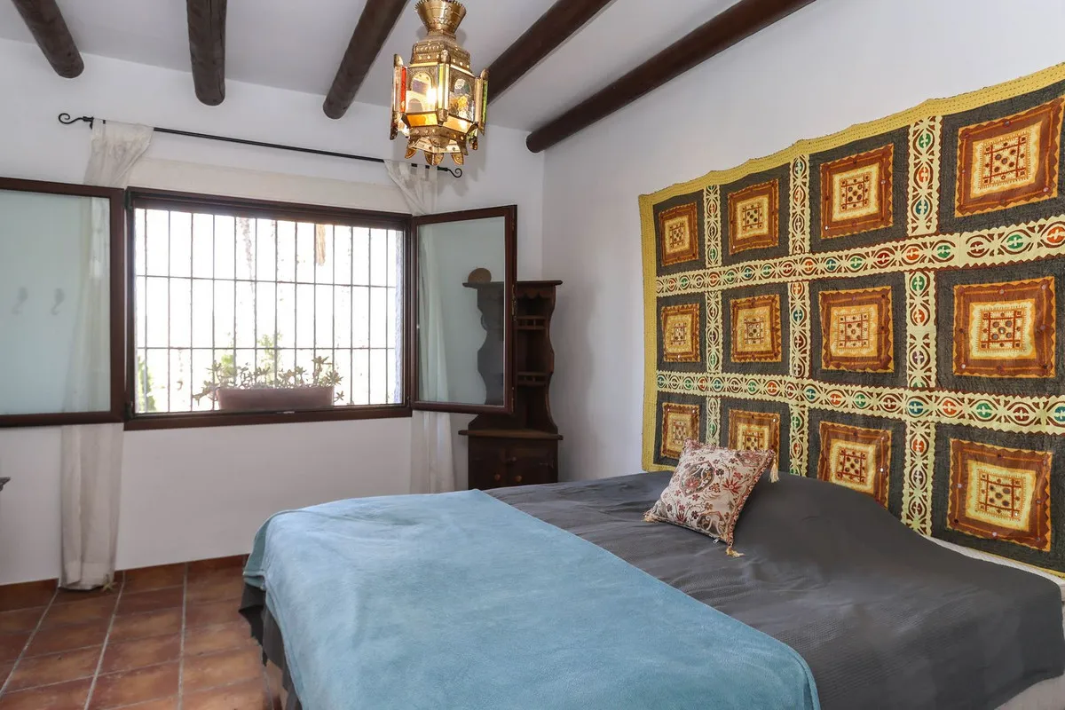 aaaf4707-9738-4e4c-b928-3bef95f7c5dd