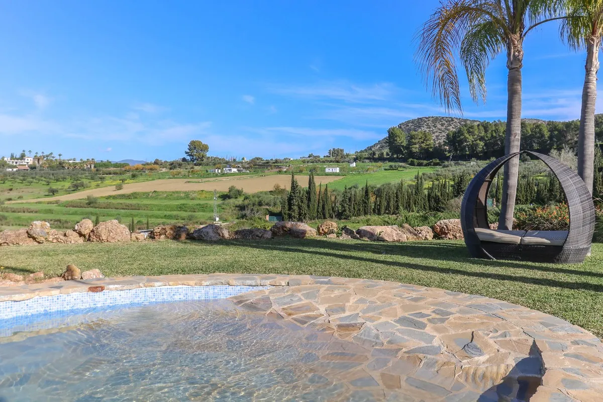 cd1804fd-62ff-4fa8-bdb2-7eae1846f802