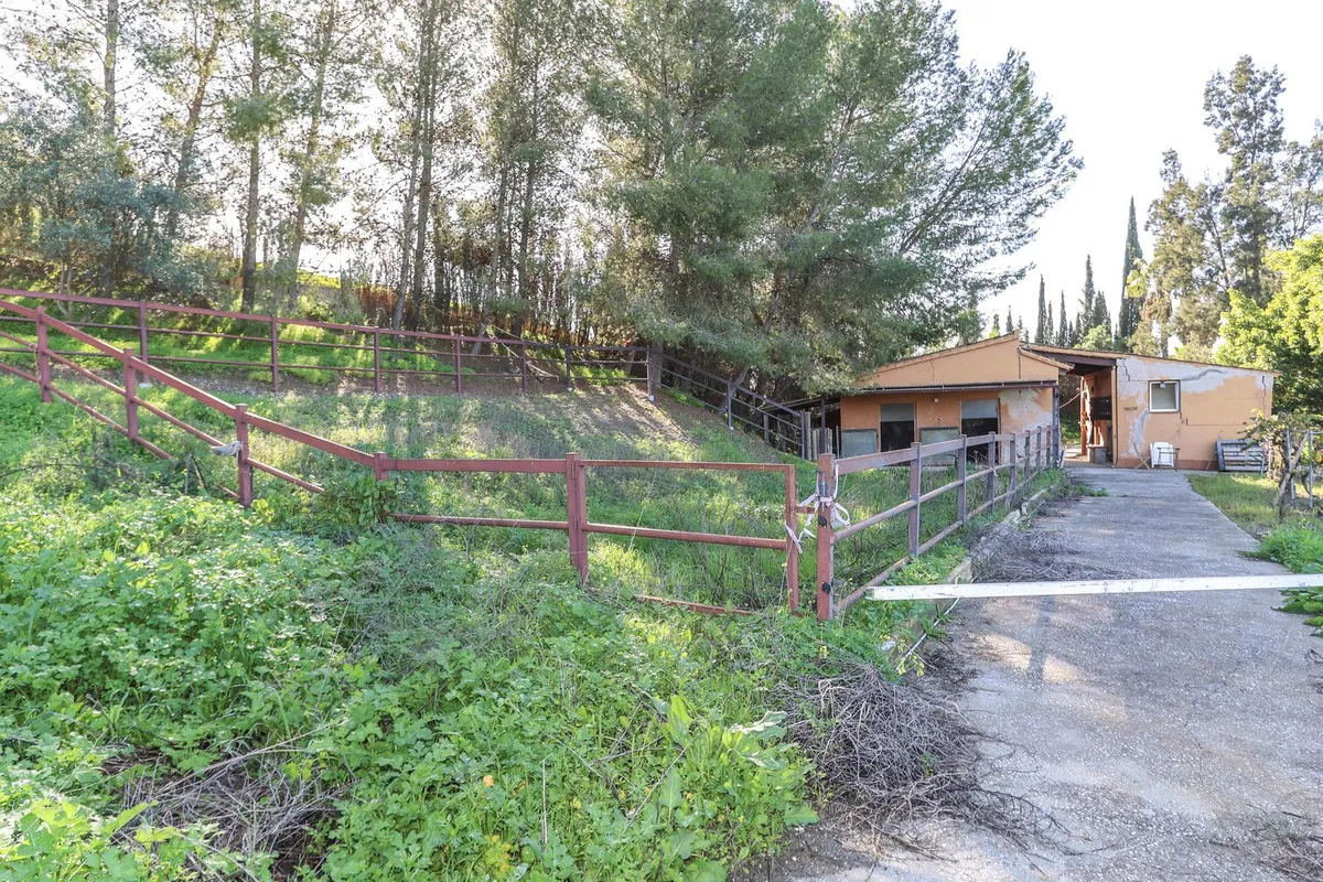 f95dfeeb-abac-4815-ac5a-f9748378f982