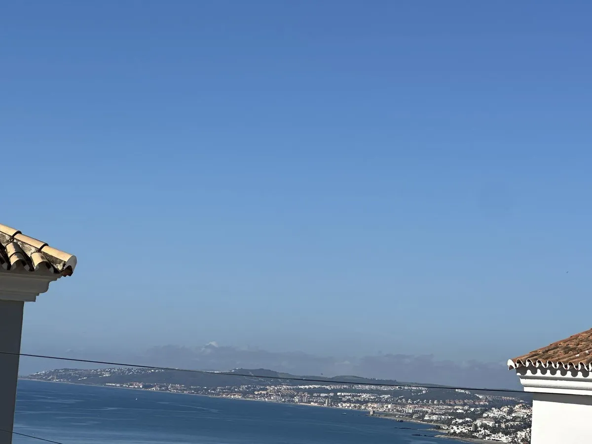 379b5231-0fb7-4ed7-ab84-e9bd53f68e89