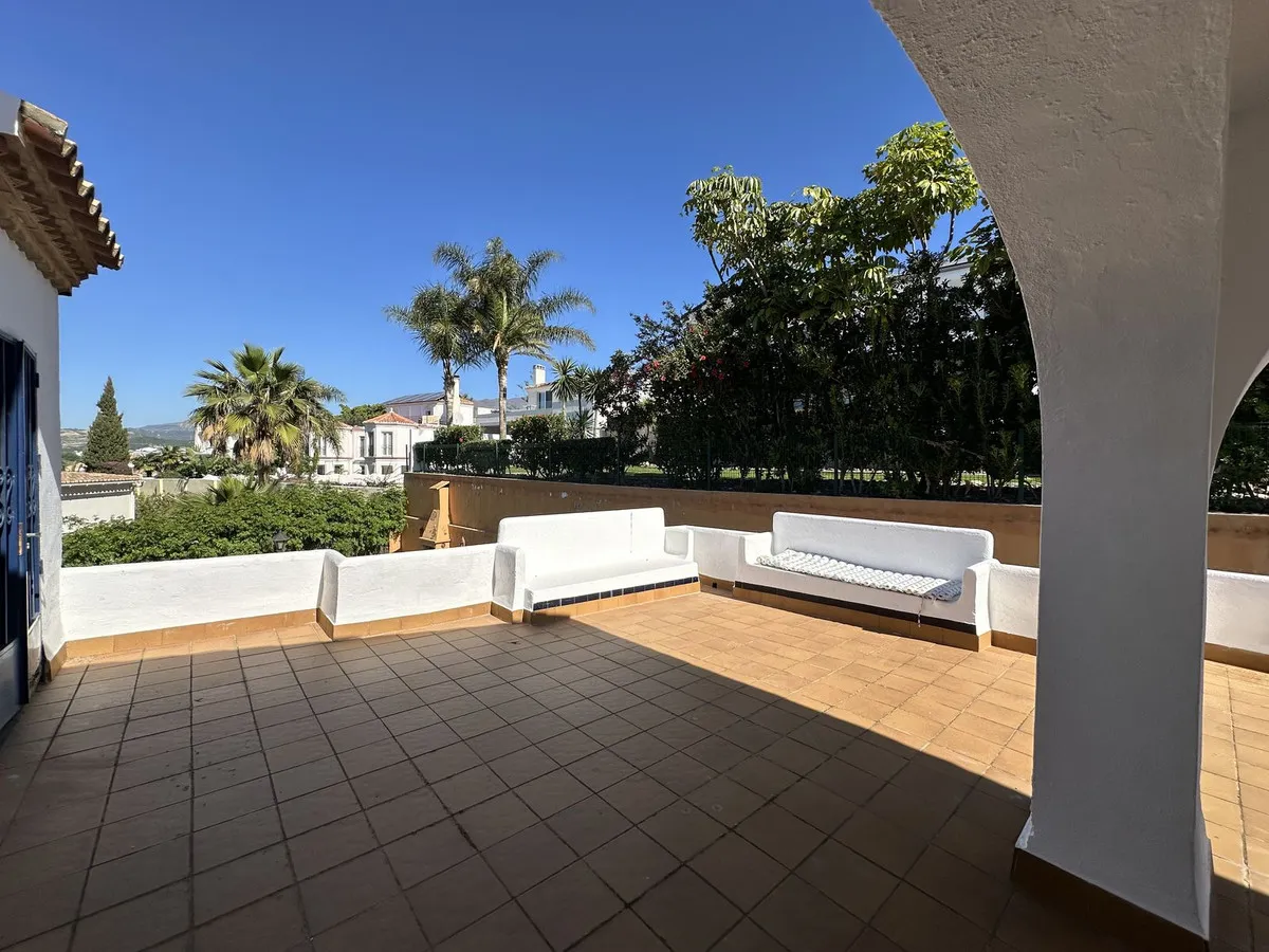 45e37850-0521-44f6-87c2-18d7c30244db