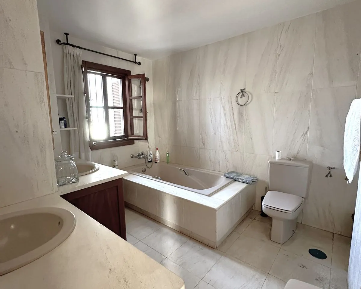 b62a163c-197c-4778-847f-1a52c796365b