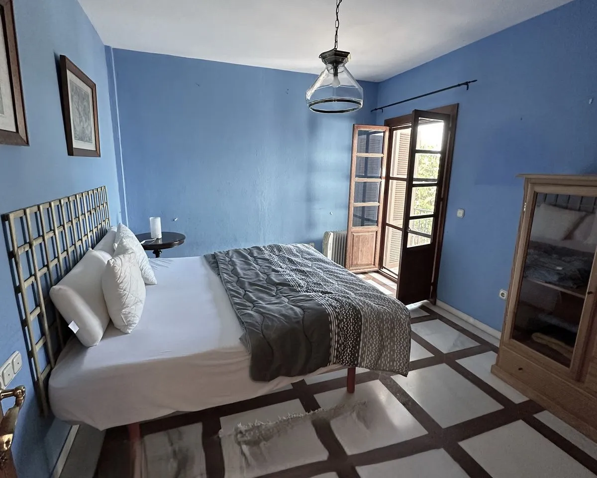 c8848352-fbcb-4738-9e2a-9e0c9d2bb192