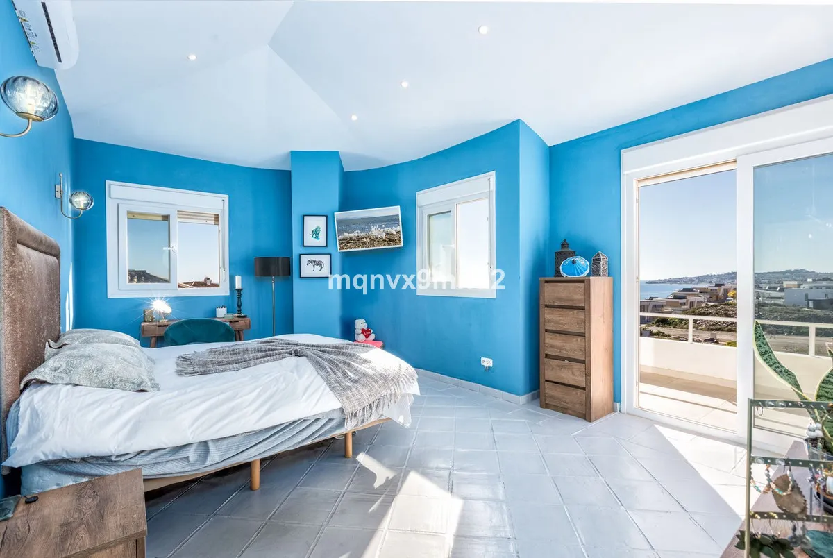 3f63100a-5886-48bd-ae2e-b072896dd1a6