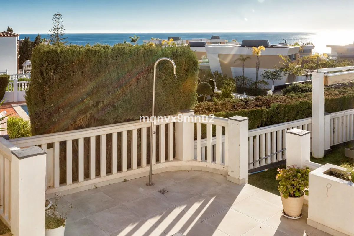 8484301e-ff49-4593-bf3d-c19896b694d7