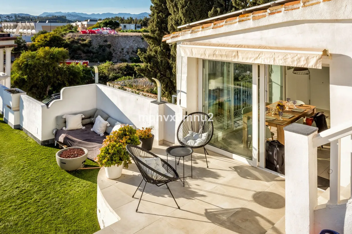 c1313c0b-7ae3-40ca-b9ef-e575c758ebbb