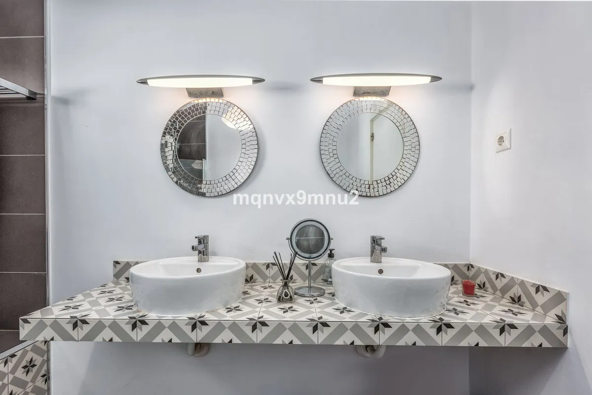 d7cd5d54-b5ee-4bb9-93ad-d14f3f2a41dc