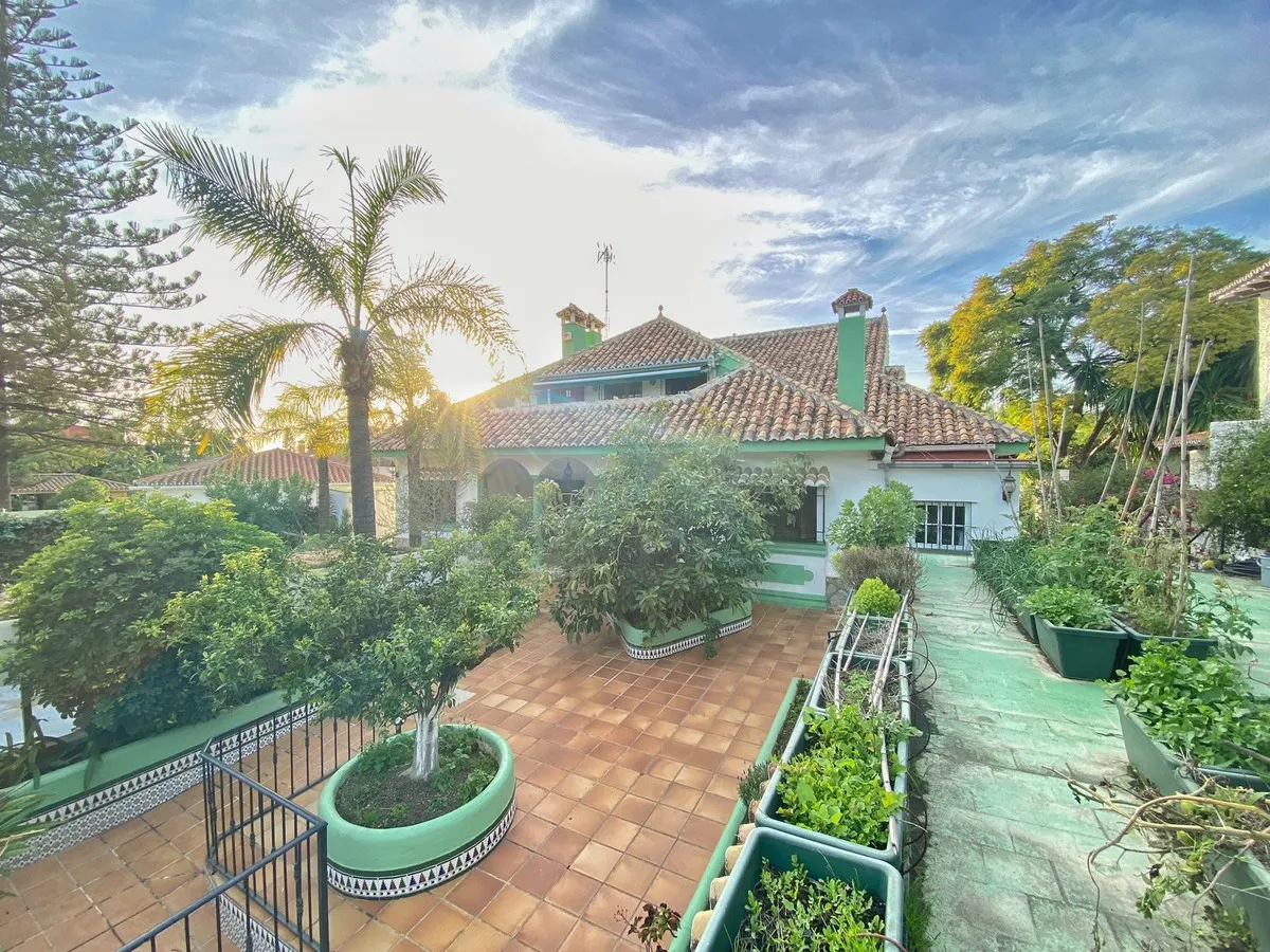 33895f2e-7c92-49fd-80f5-aa4c649b4cf5