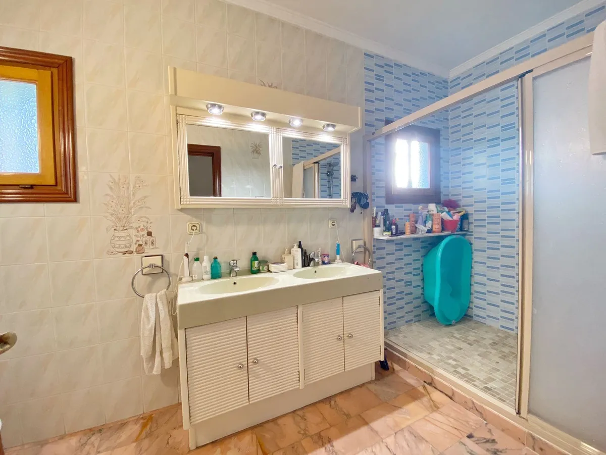 fbd01ca1-0073-4b96-8938-f19cc99c1aab